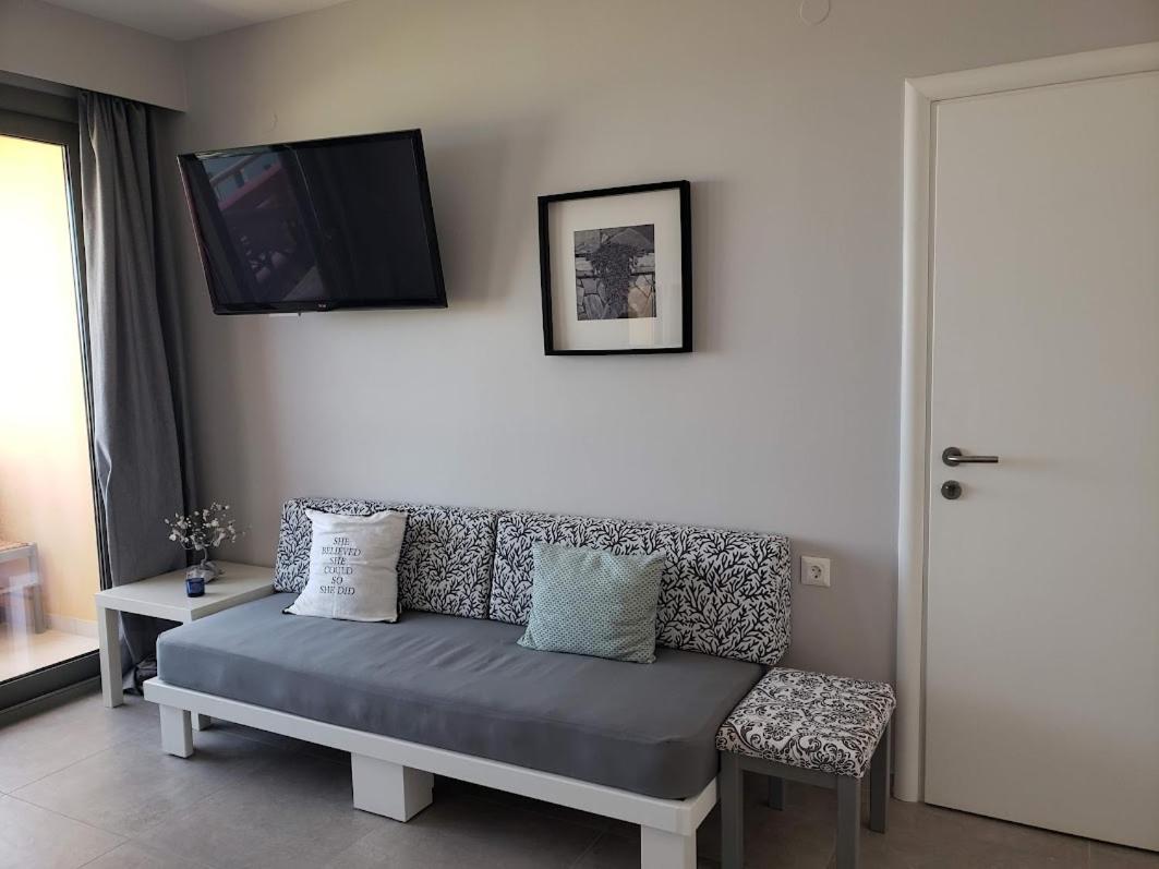 Evalia Apartments ヘルソニソス エクステリア 写真
