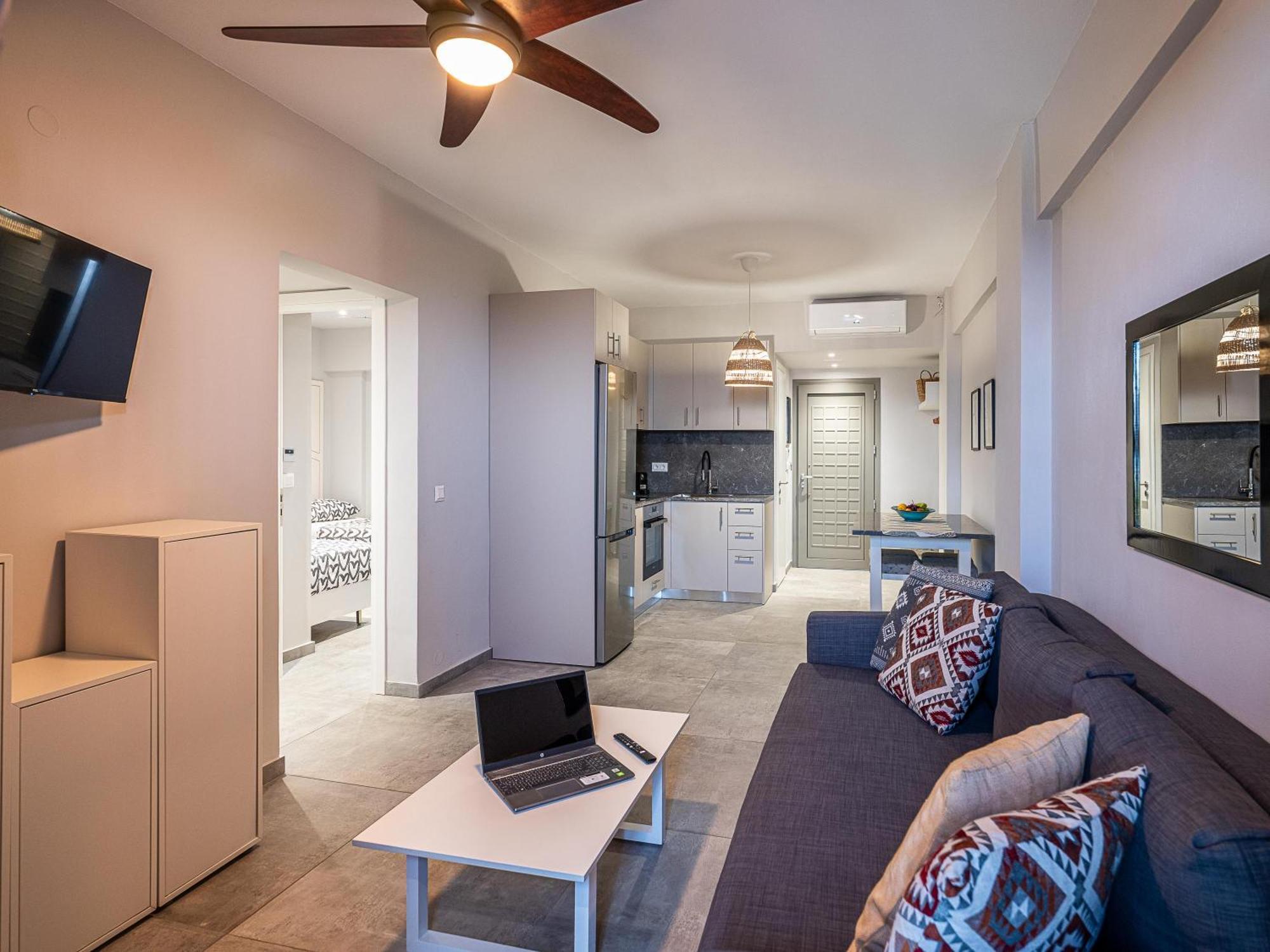 Evalia Apartments ヘルソニソス エクステリア 写真