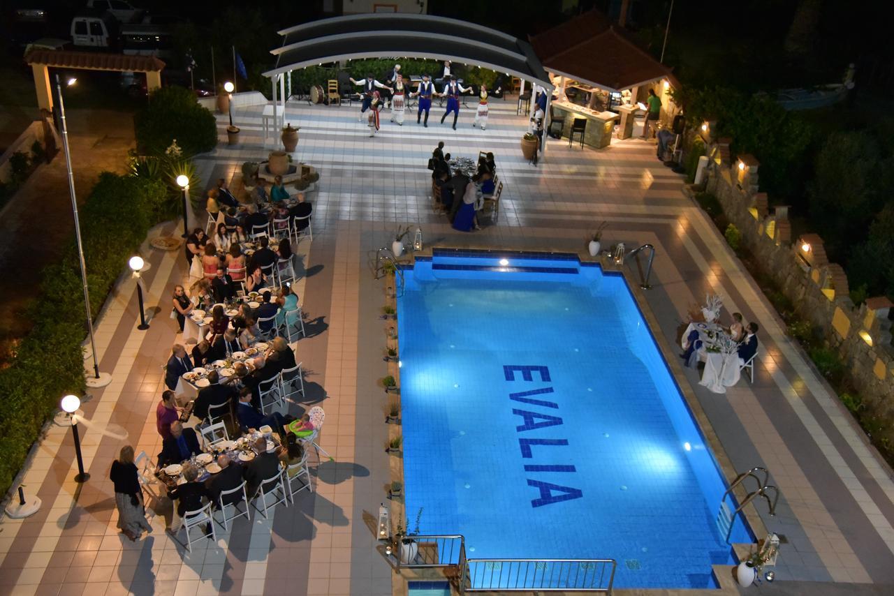 Evalia Apartments ヘルソニソス エクステリア 写真